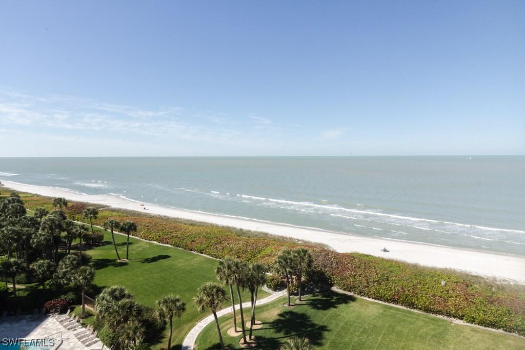 10951 Gulf Shore Dr. #704, Naples, FL 34108