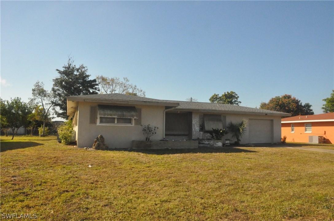 4139 Country Club Blvd., Cape Coral, FL 33904