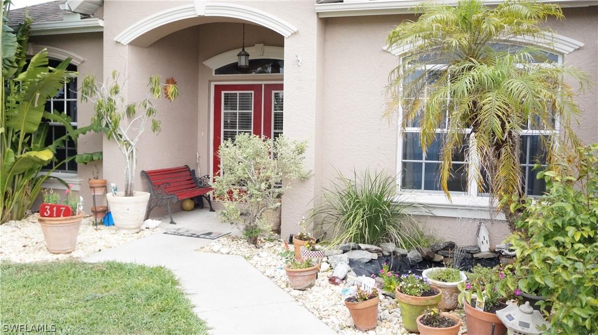 317 SE 2nd Ter., Cape Coral, FL 33990