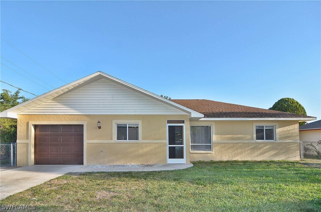 5063 17th Ave., Naples, FL 34116