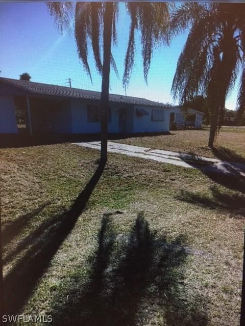 118 Alcala Ave., Lehigh Acres, FL 33936