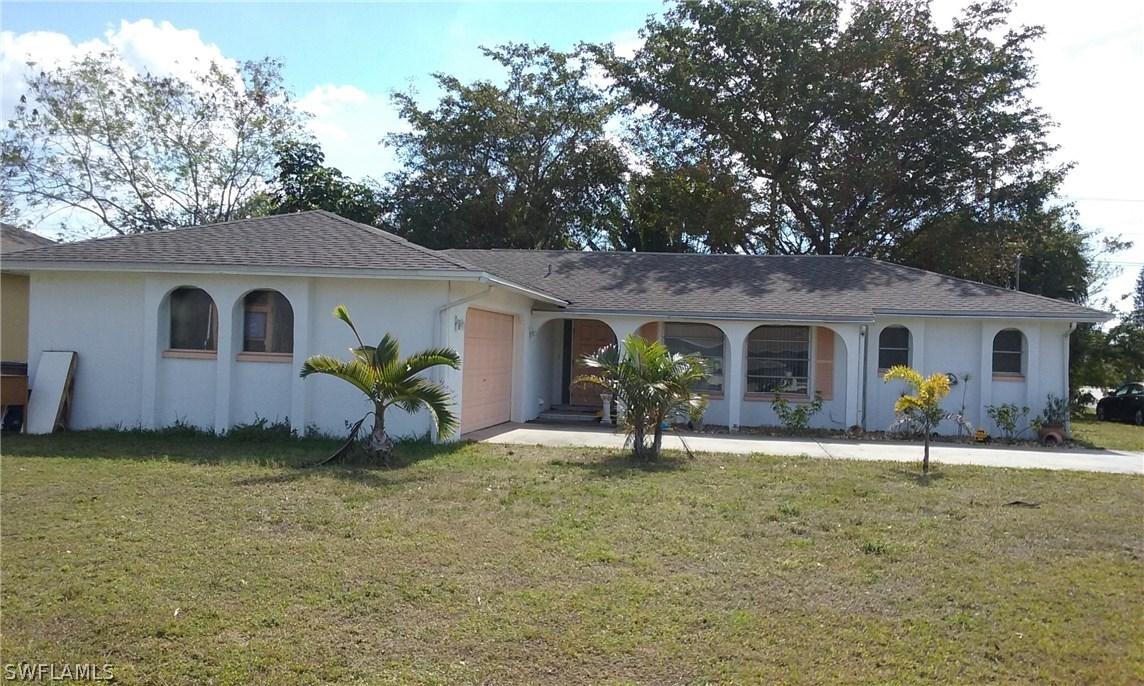 302 SE 47th Ter., Cape Coral, FL 33904