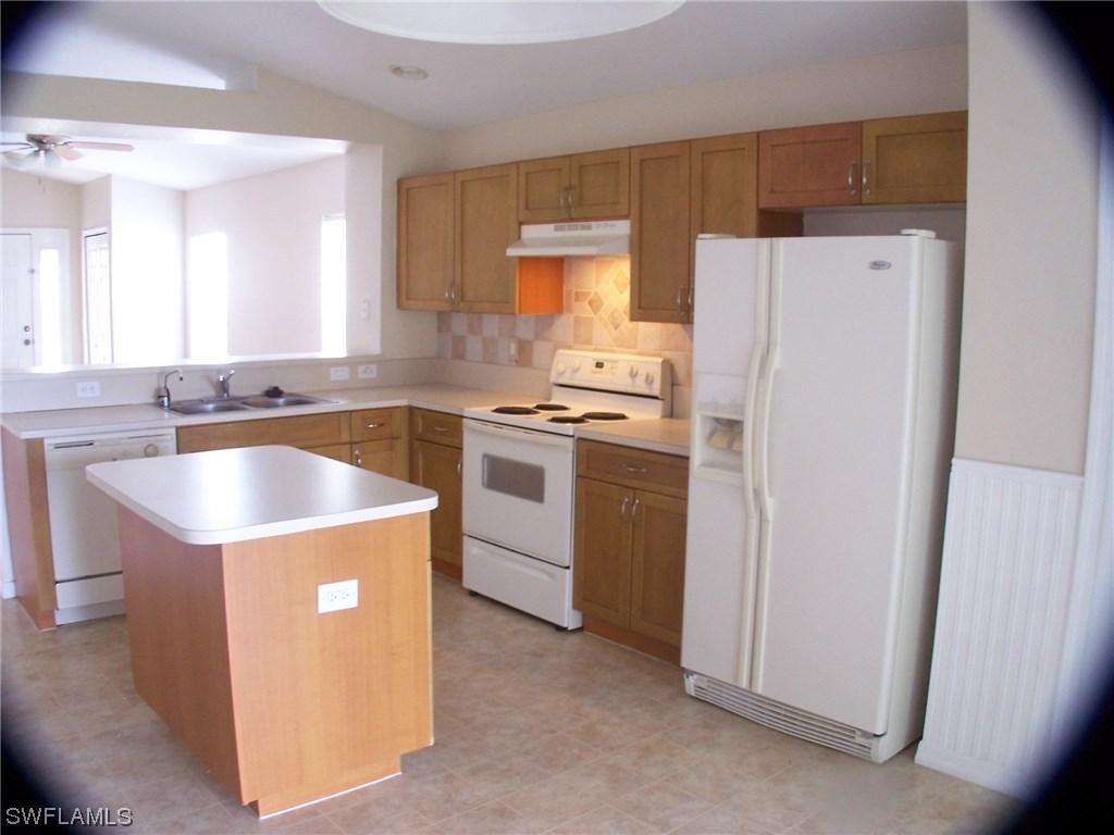 11209 Cocoa Beach Dr., Riverview, FL 33569