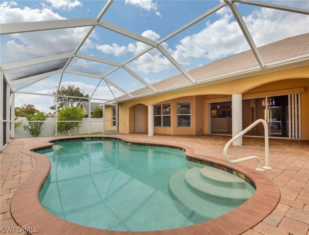 220 SW Trafalgar Pkwy., Cape Coral, FL 33991