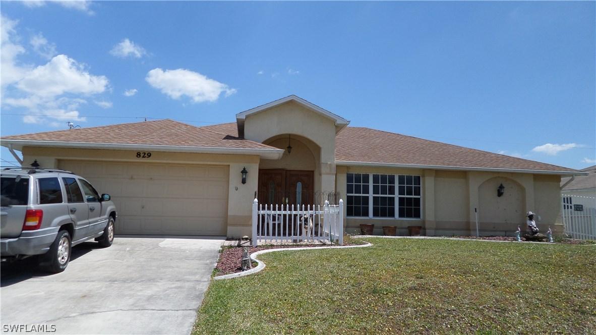 829 NE 6th Pl., Cape Coral, FL 33909
