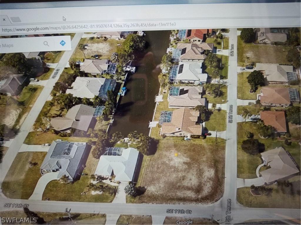 520 SE 11th Ct., Cape Coral, FL 33990