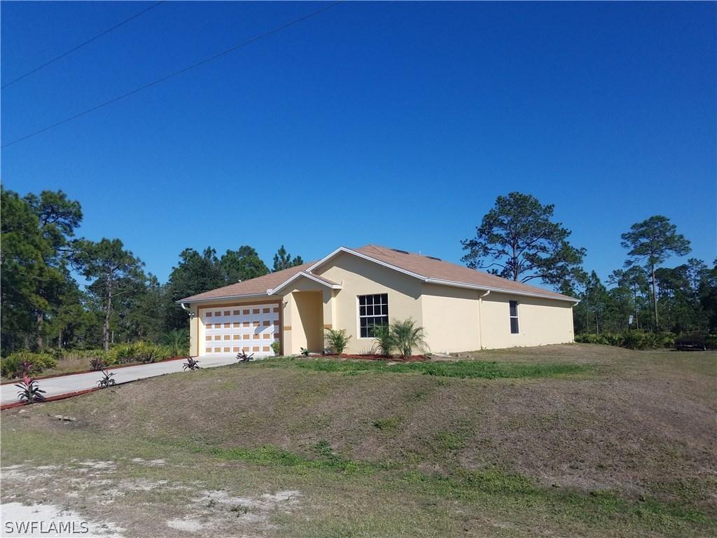 1616 Mckinley Ave., Lehigh Acres, FL 33972