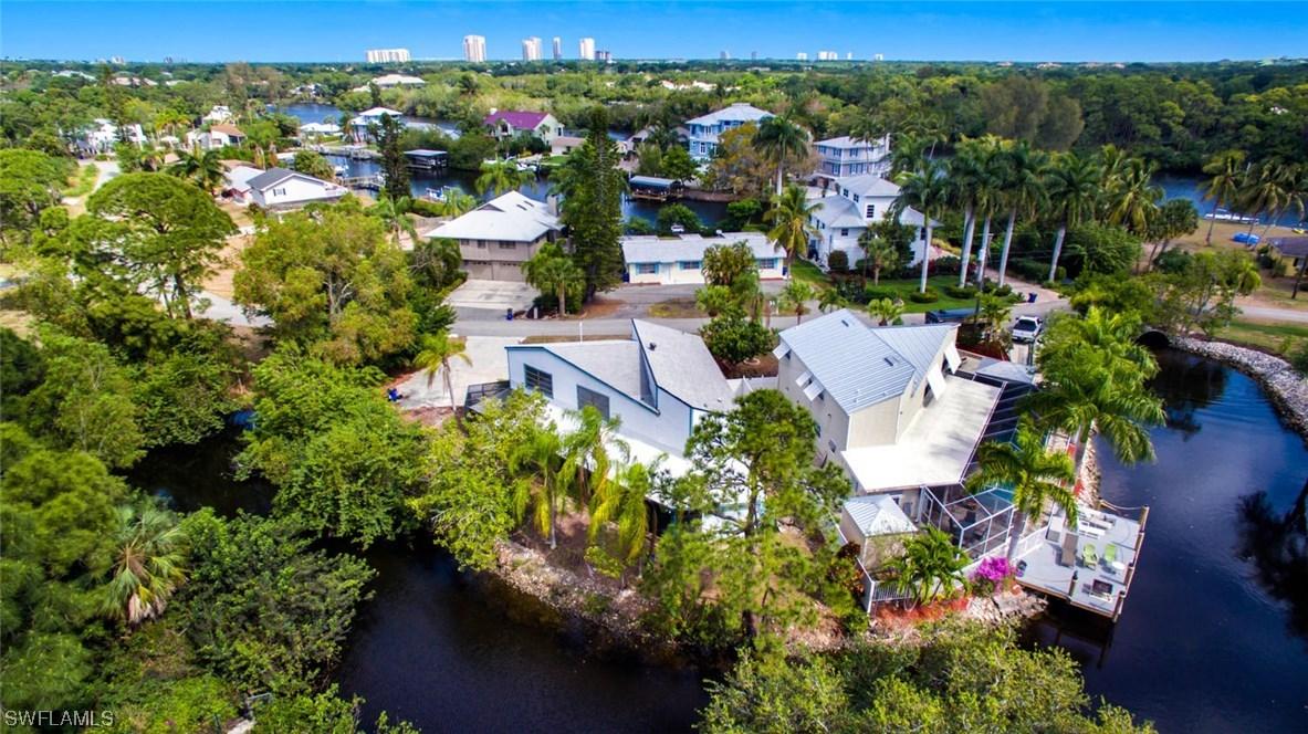 3879 Riviera Cir., Bonita Springs, FL 34134