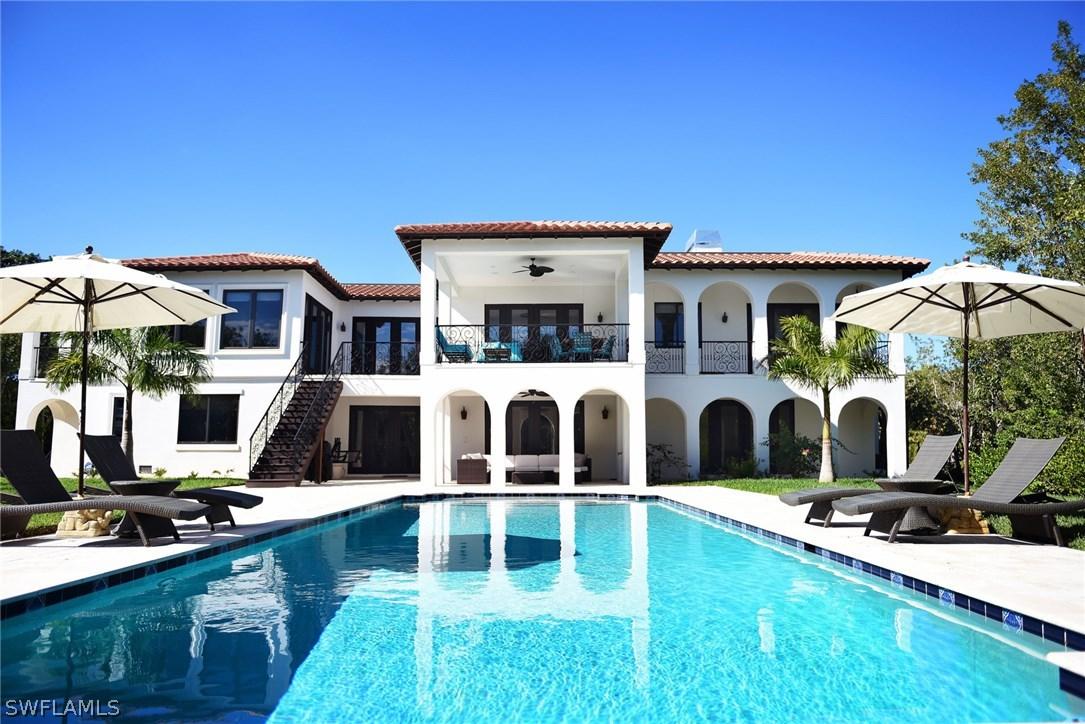 390 Old Trail Rd., Sanibel, FL 33957