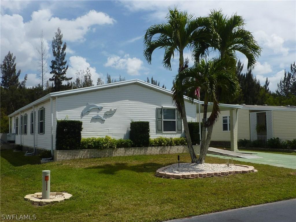 16263 Durham Ave., Fort Myers, FL 33908