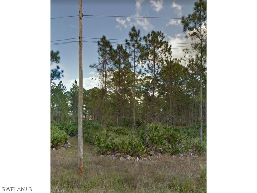 118 Louis Ave., Lehigh Acres, FL 33936