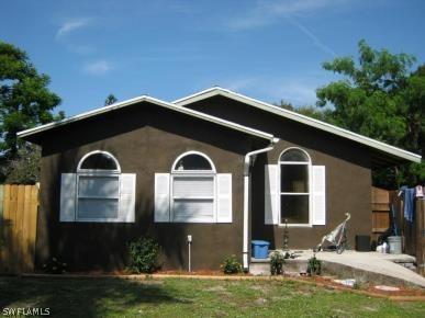 304 Kingston Dr., Fort Myers, FL 33905