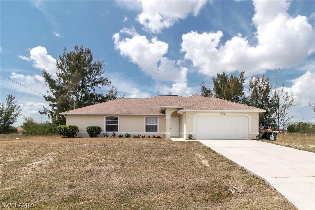 1810 NE 1st Pl., Cape Coral, FL 33909