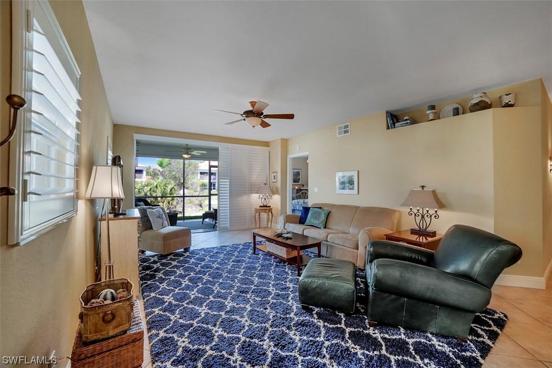 6812 Satinleaf Rd. #101, Naples, FL 34109