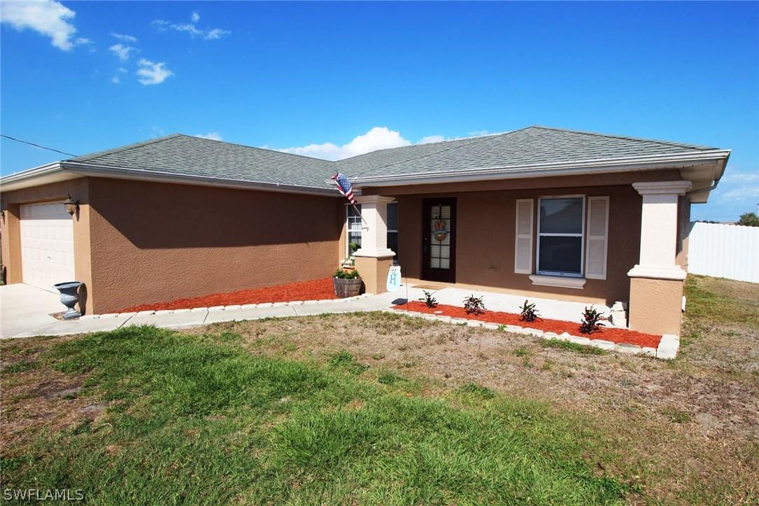 1703 NW 10th Pl., Cape Coral, FL 33993