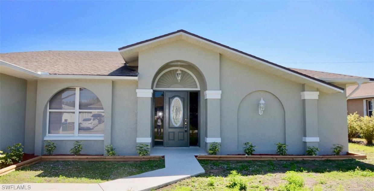 2717 SW 12th Pl., Cape Coral, FL 33914