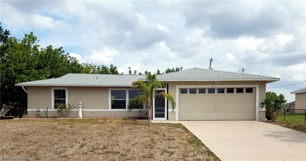 2621 NW 3rd Pl., Cape Coral, FL 33993