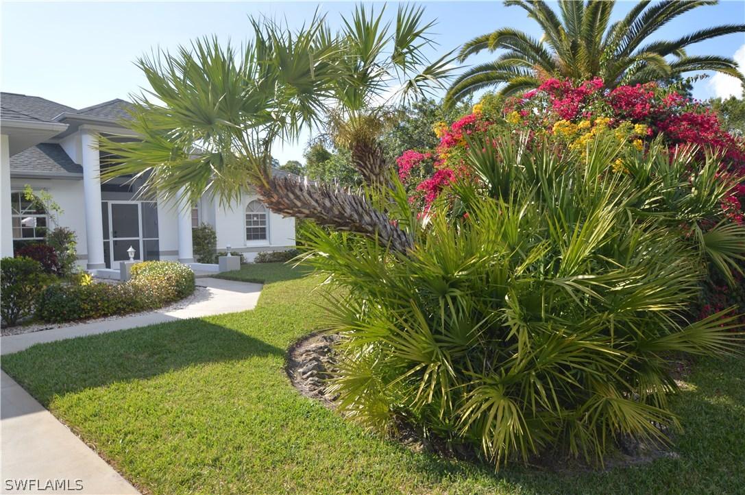 803 Mcarthur Ave., Lehigh Acres, FL 33936