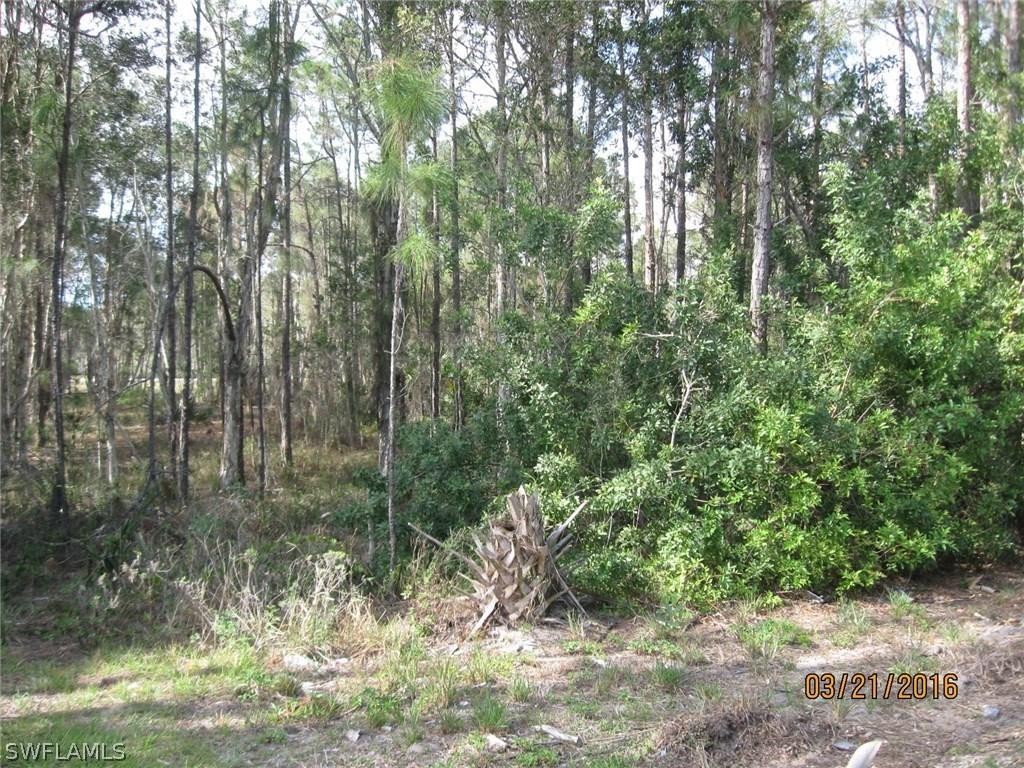 513/515 Ladd St., Lehigh Acres, FL 33974