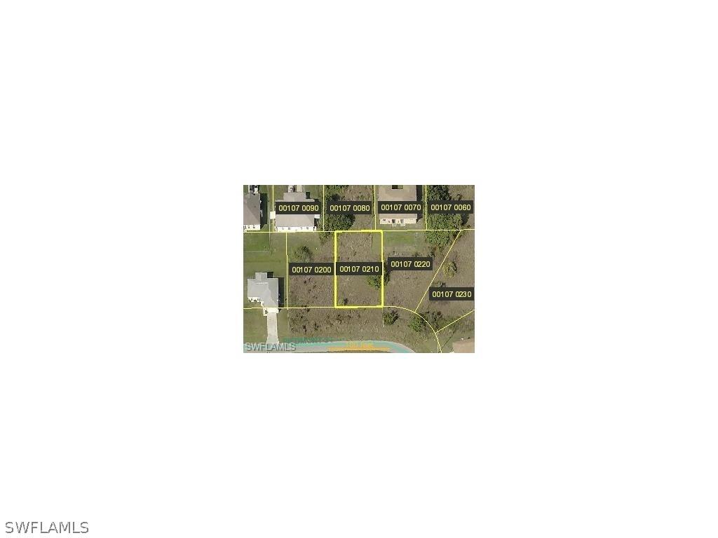329 Piedmont St., Lehigh Acres, FL 33974