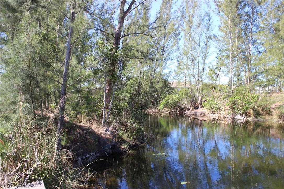 2828 NW 22nd Ave., Cape Coral, FL 33993