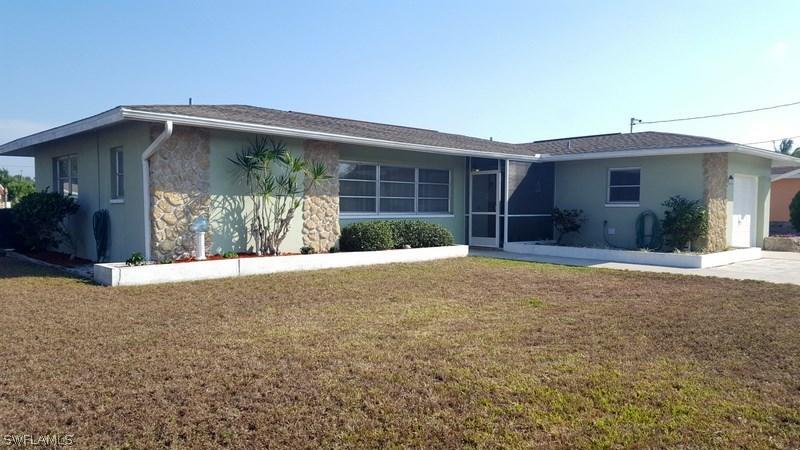 1007 SE 13th Pl., Cape Coral, FL 33990