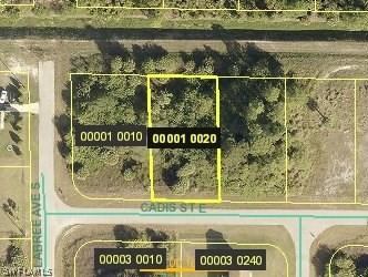 713 Cadis St., Lehigh Acres, FL 33974