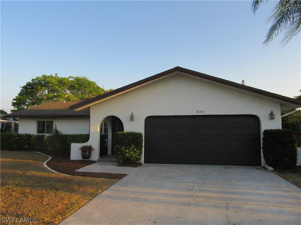 626 SE 35th Ter., Cape Coral, FL 33904