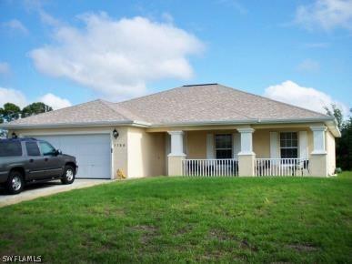 3706 10th St., Lehigh Acres, FL 33976