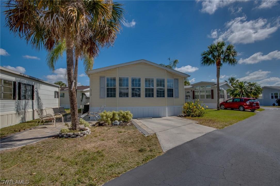 4710 Lantern Ln., Estero, FL 33928
