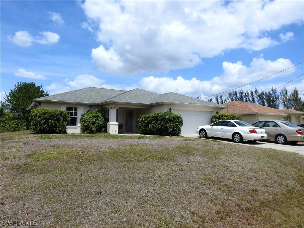 1627 NE 35th Ln., Cape Coral, FL 33909