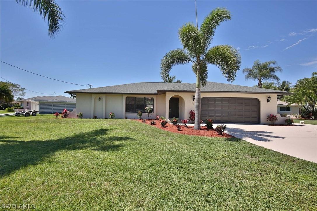 13757 River Forest Dr., Fort Myers, FL 33905