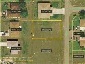 922 SE 6th Ct., Cape Coral, FL 33990