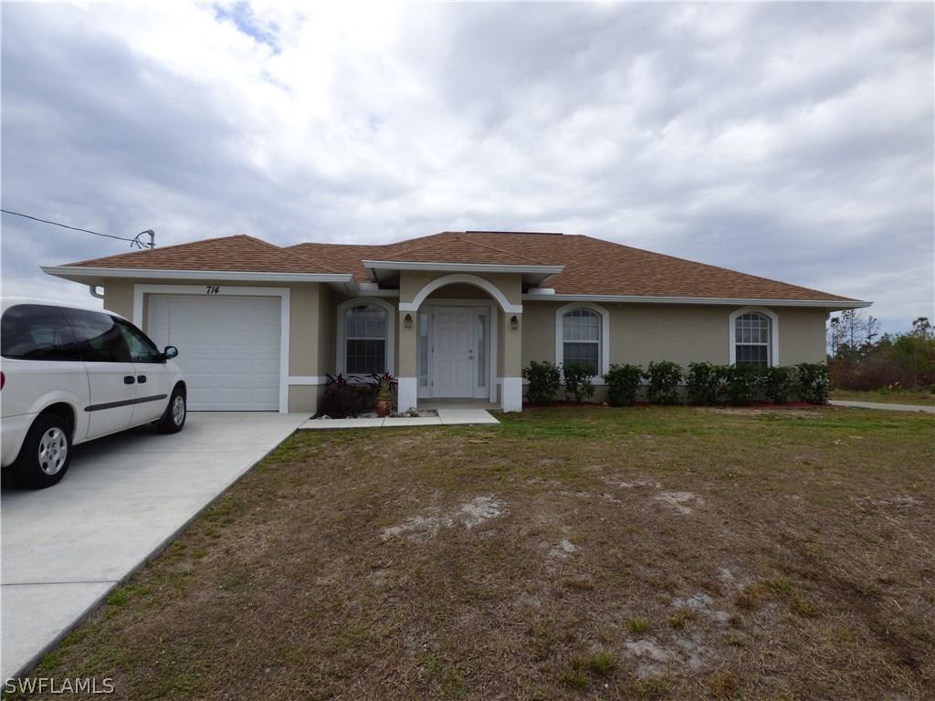 714 Cardinal St., Lehigh Acres, FL 33974