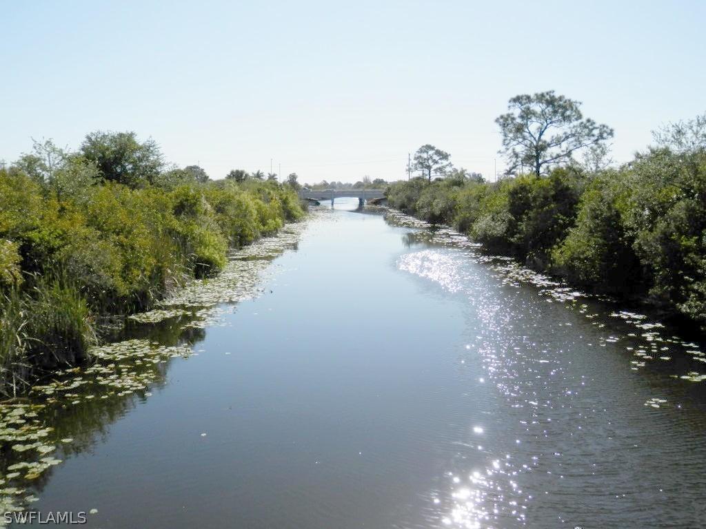 1421 NE 23rd Ter., Cape Coral, FL 33909