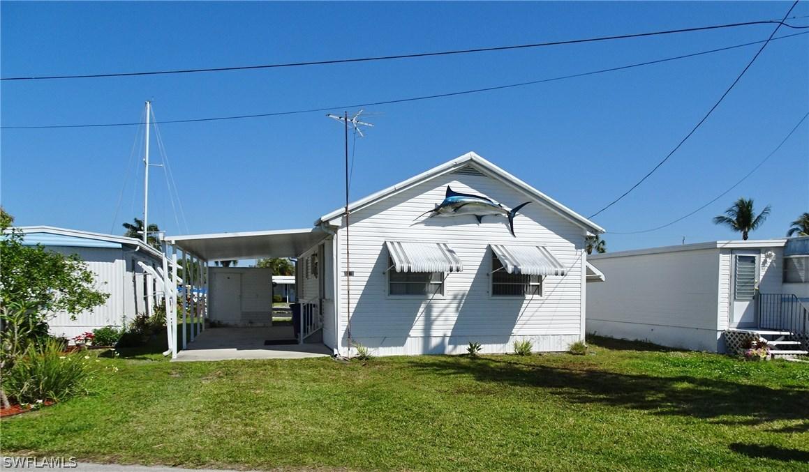 3876 Coconut Dr., St. James City, FL 33956