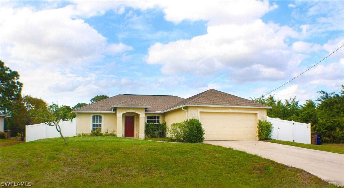 3802 16th St., Lehigh Acres, FL 33976