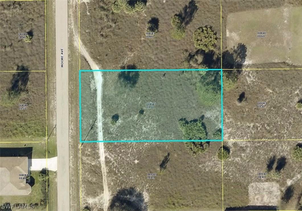 1904 Moore Ave., Lehigh Acres, FL 33972