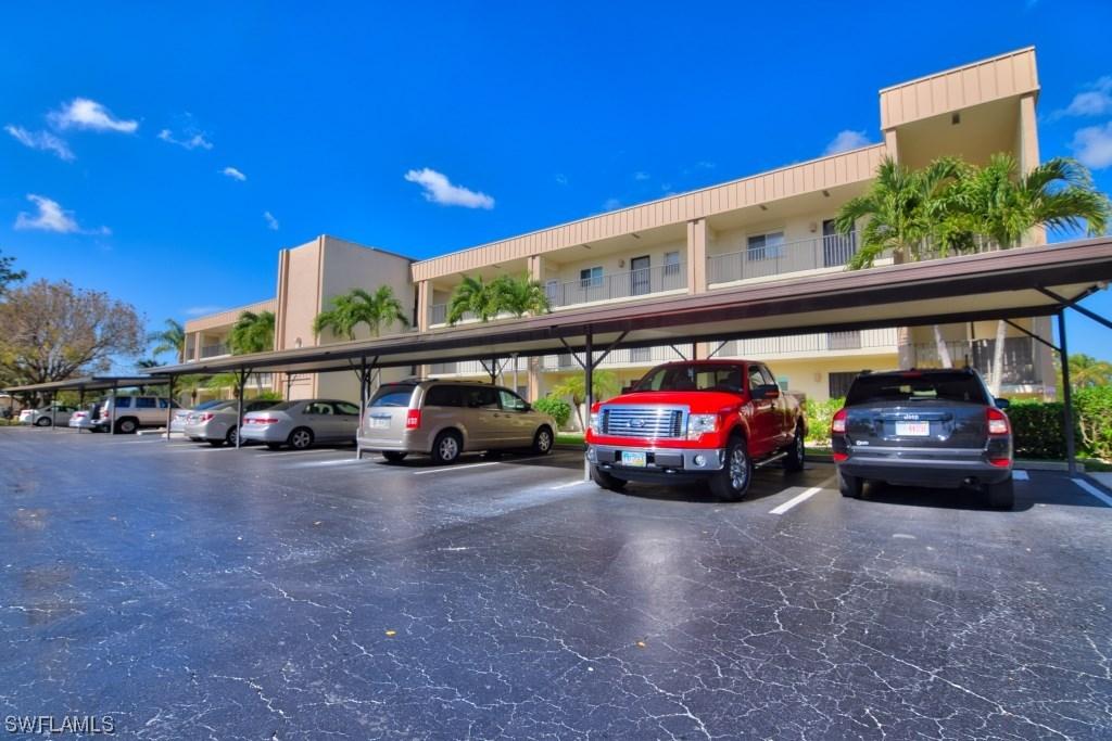 2111 Barkeley Ln. #11, Fort Myers, FL 33907