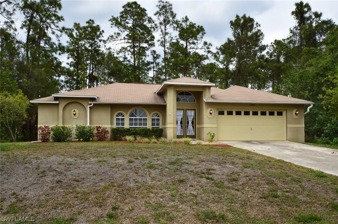 5562 Belrose St., Lehigh Acres, FL 33971