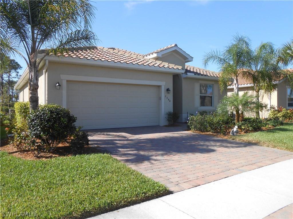 2548 Laurentina Ln., Cape Coral, FL 33909