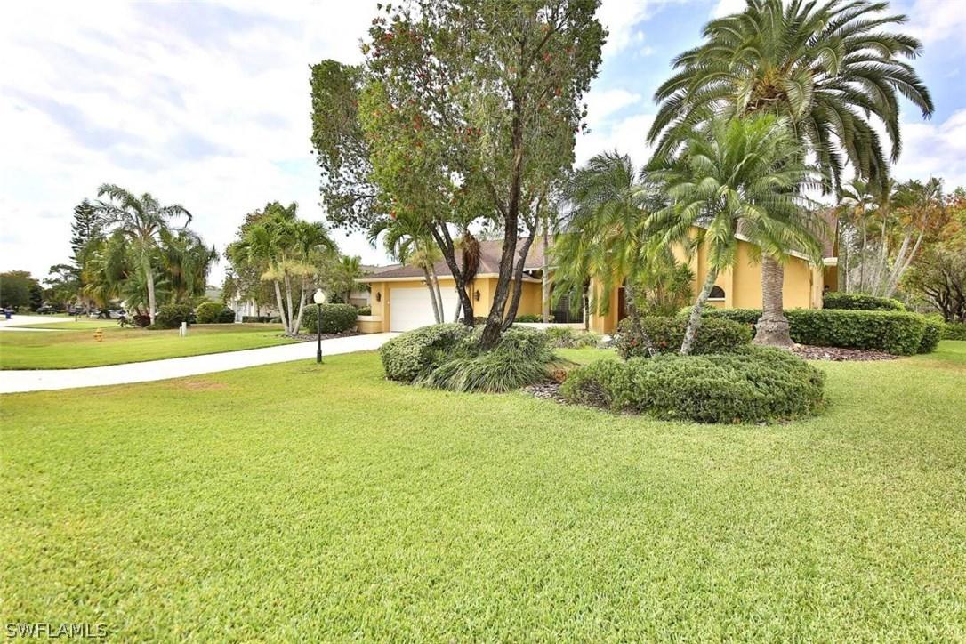 7669 Eagles Flight Ln., Fort Myers, FL 33912