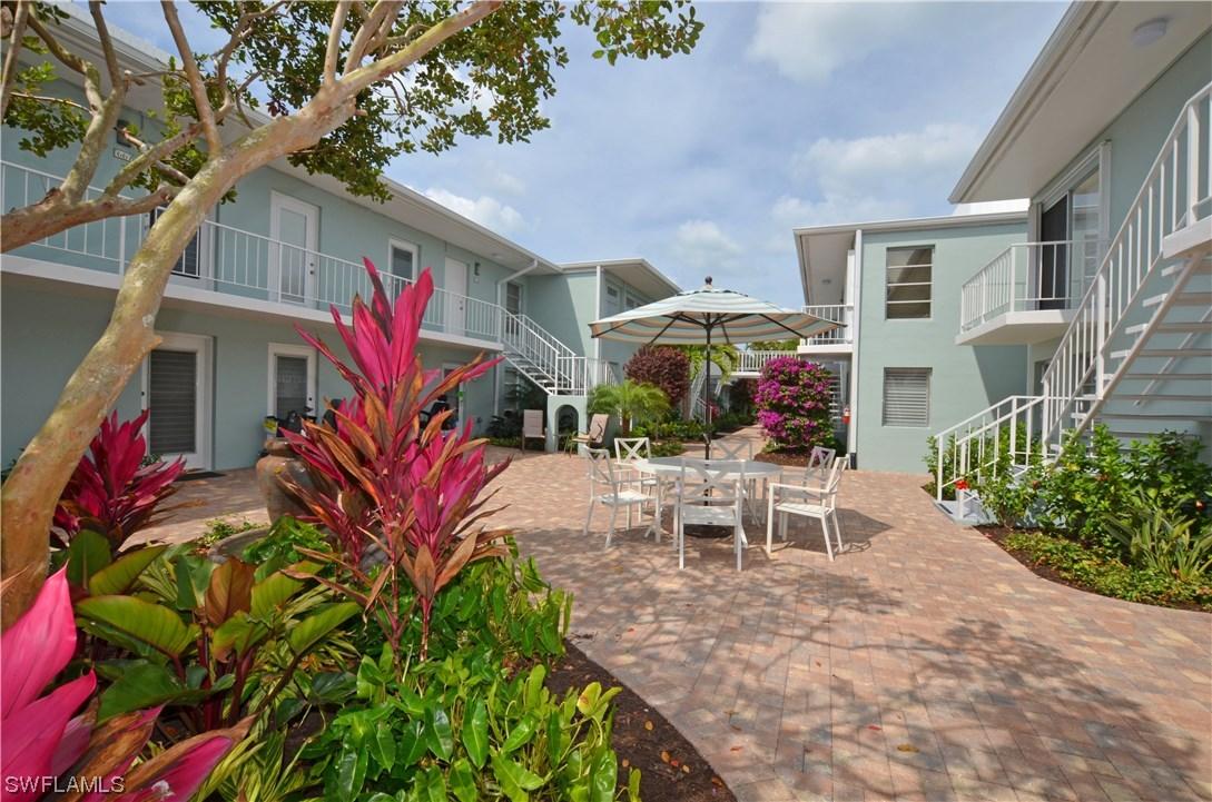 671 12th Ave., Naples, FL 34120