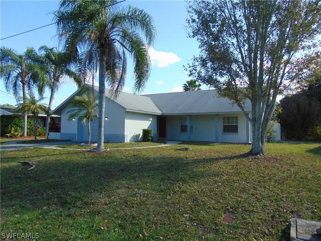 1302 NE 4th Ter., Cape Coral, FL 33909