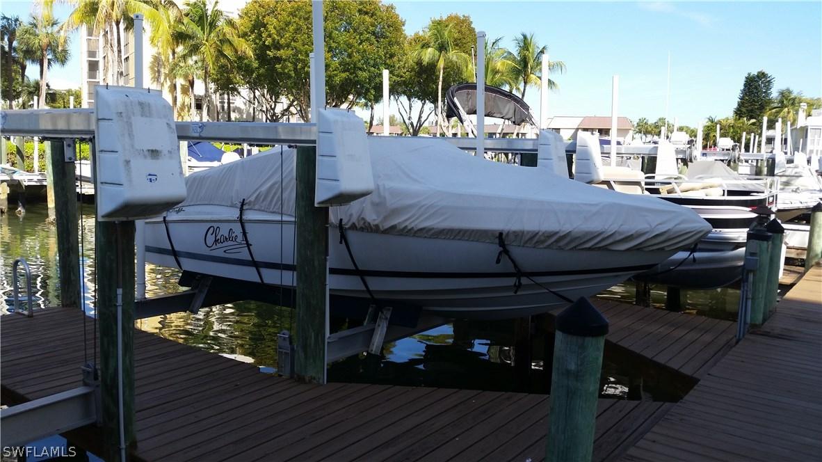 Casa Marina Boating Associatio, Fort Myers Beach, FL 33931