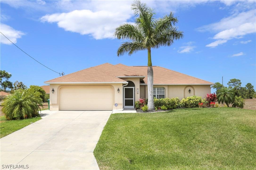 2124 NW 18th Pl., Cape Coral, FL 33993