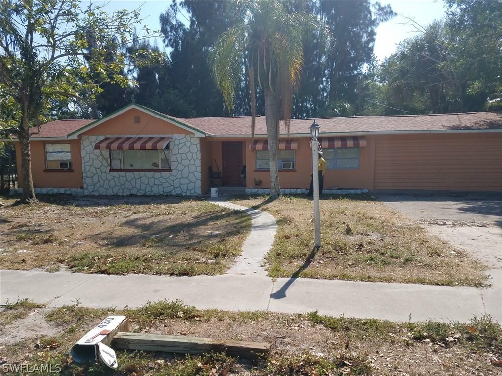 430 Fairfax Dr., Fort Myers, FL 33905