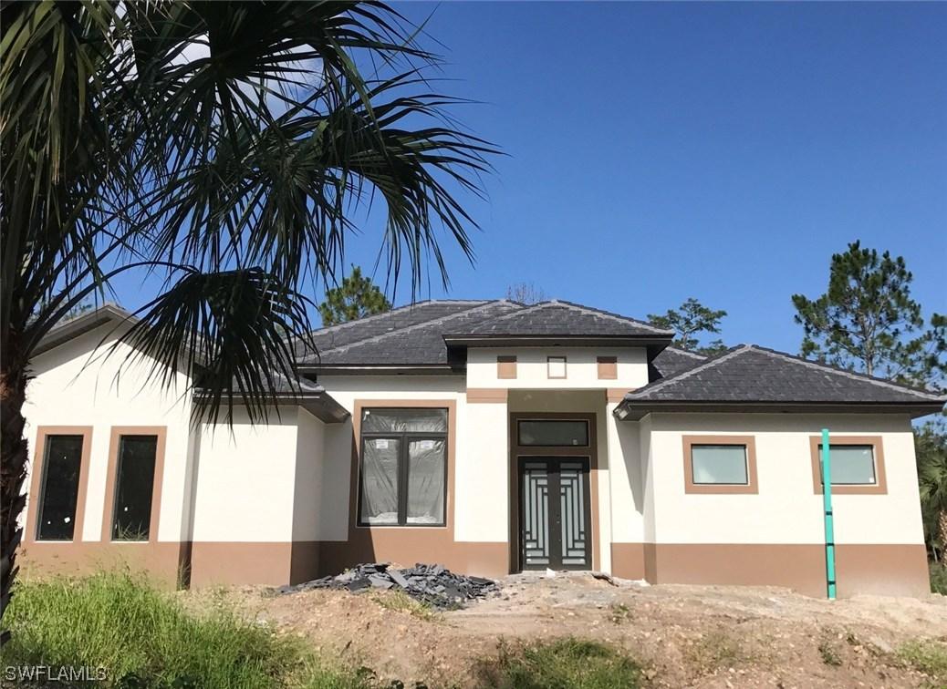 684 8th St., Naples, FL 34120