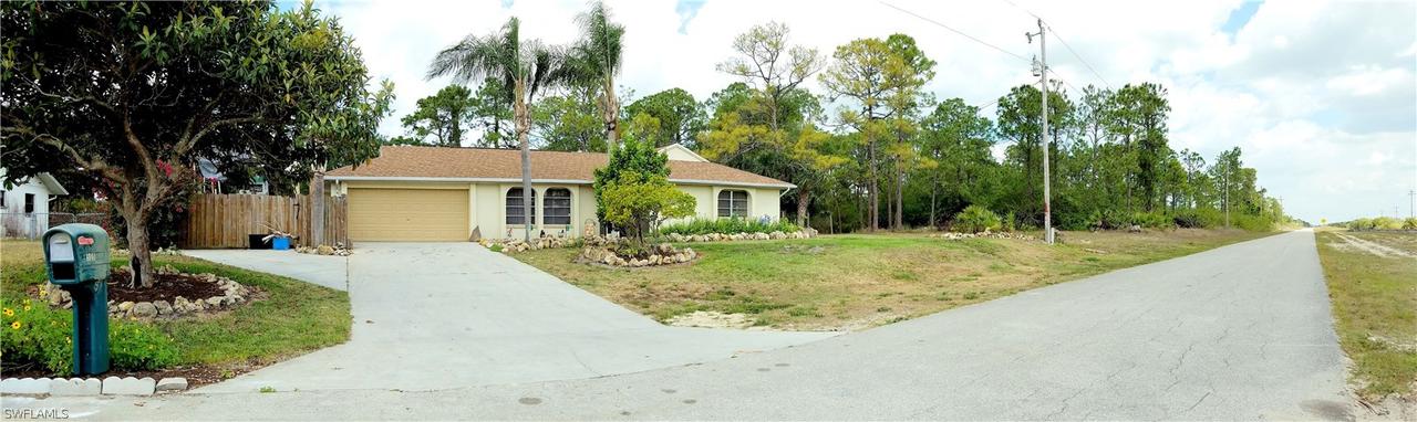 909 Hines Ave., Lehigh Acres, FL 33972