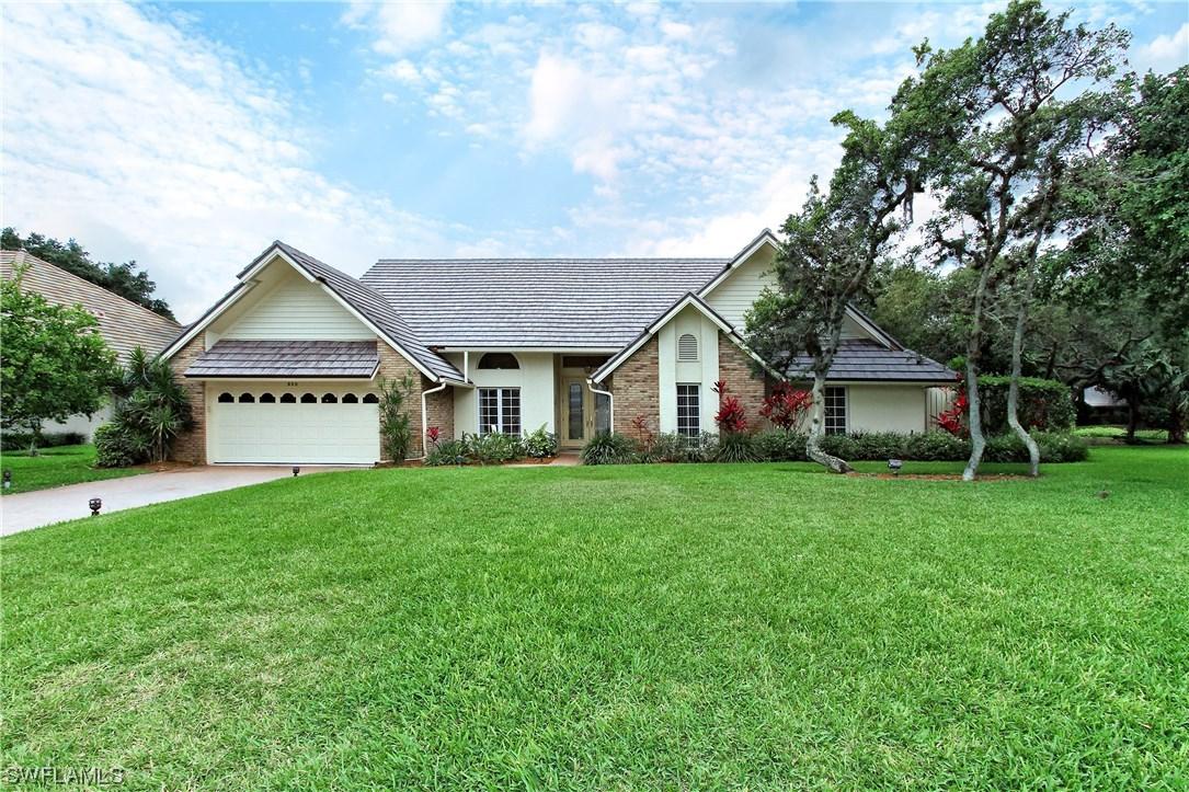 800 Pitch Apple Ln., Naples, FL 34108